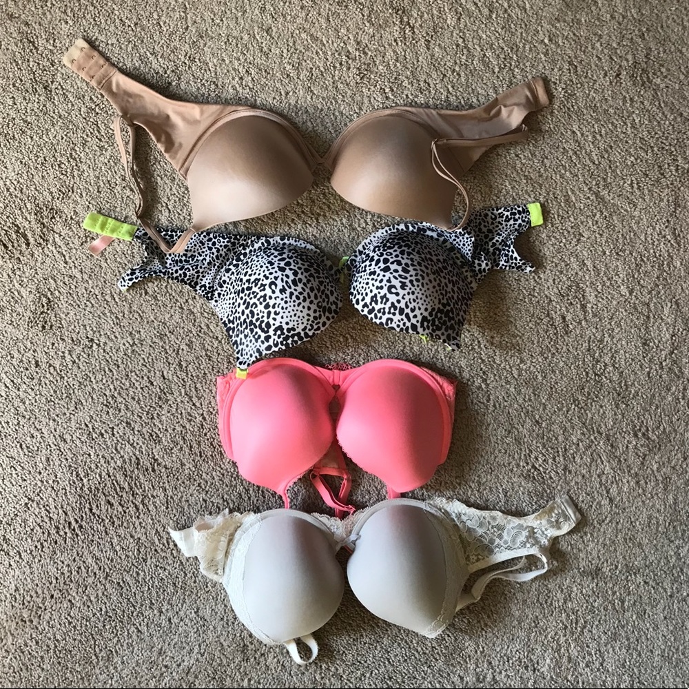 4 Victoria’s Secret Bras
